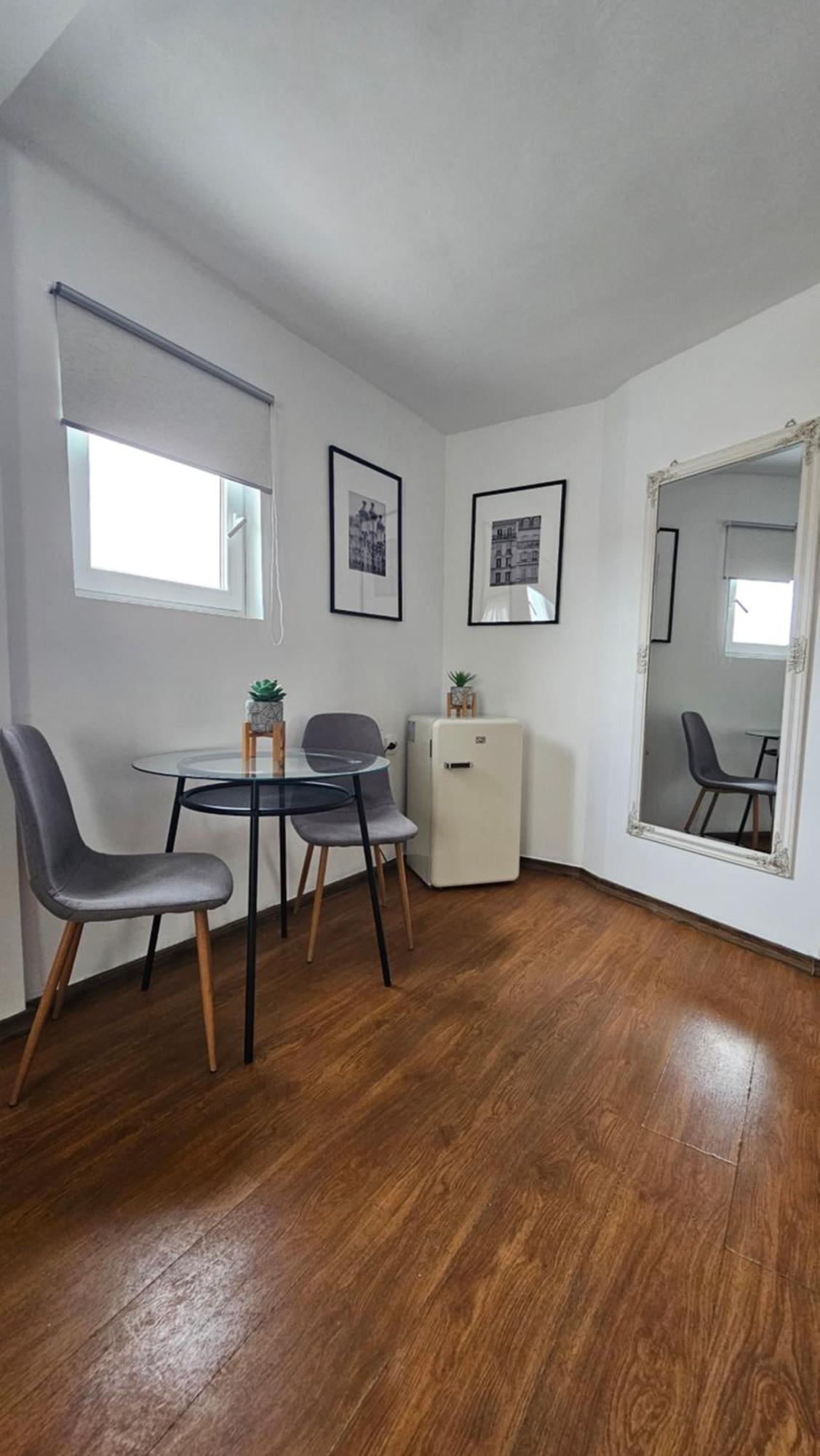 Color Apartments Old Town Center 부쿠레슈티 외부 사진