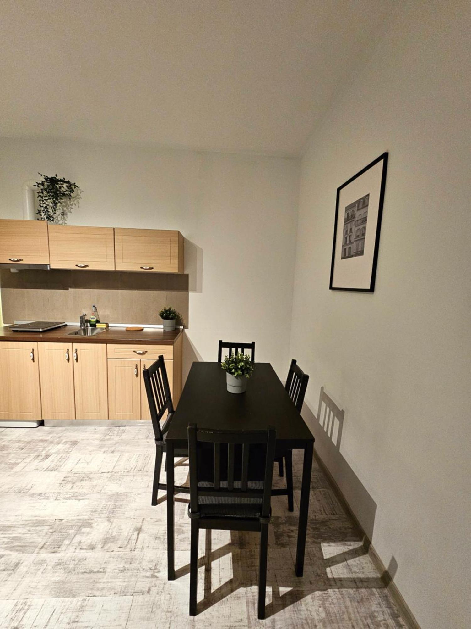 Color Apartments Old Town Center 부쿠레슈티 외부 사진
