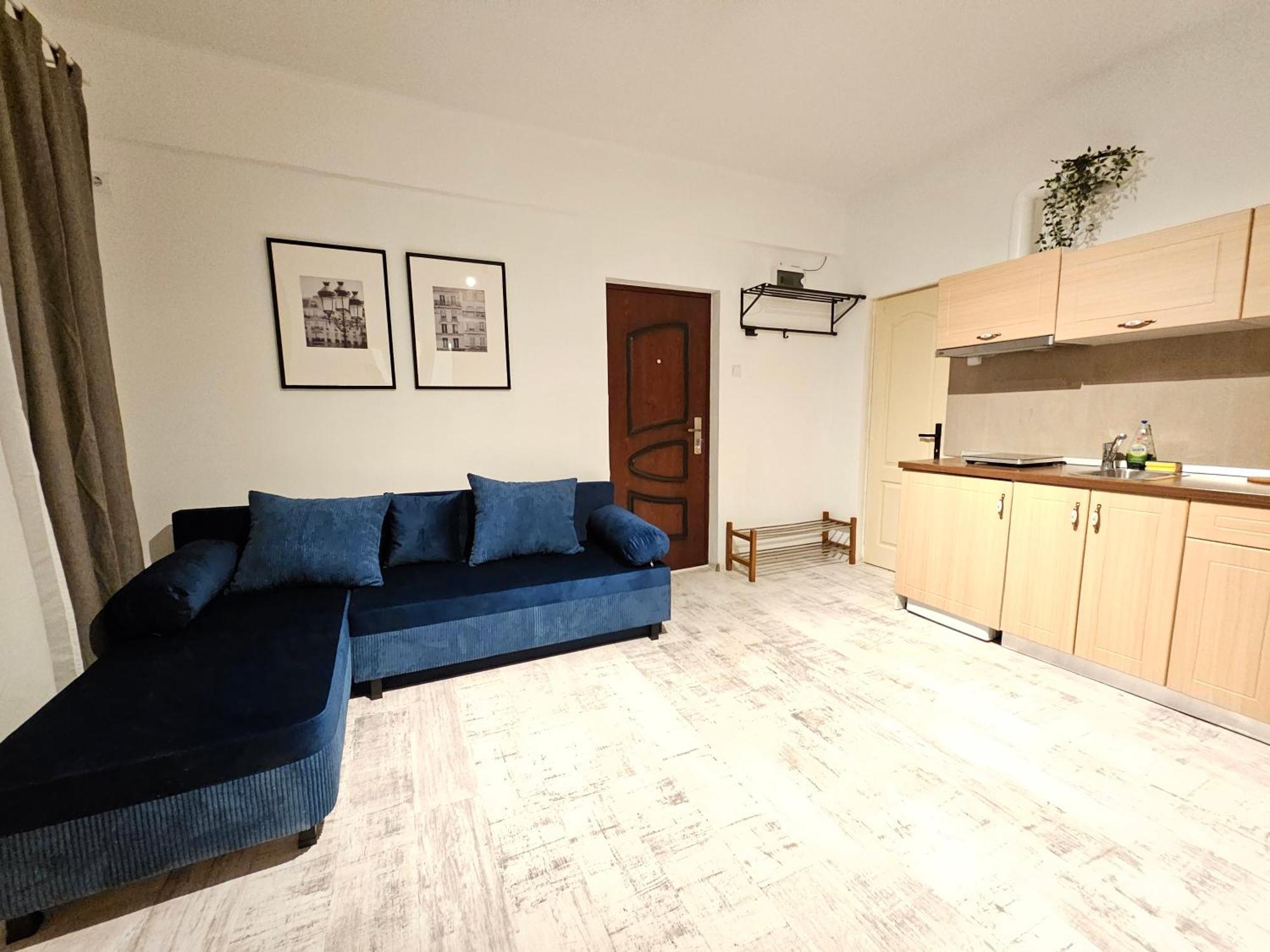 Color Apartments Old Town Center 부쿠레슈티 외부 사진