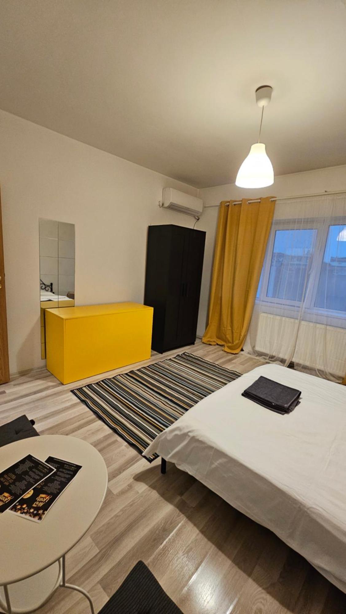 Color Apartments Old Town Center 부쿠레슈티 외부 사진