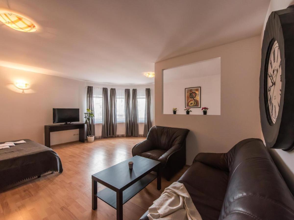 Color Apartments Old Town Center 부쿠레슈티 외부 사진